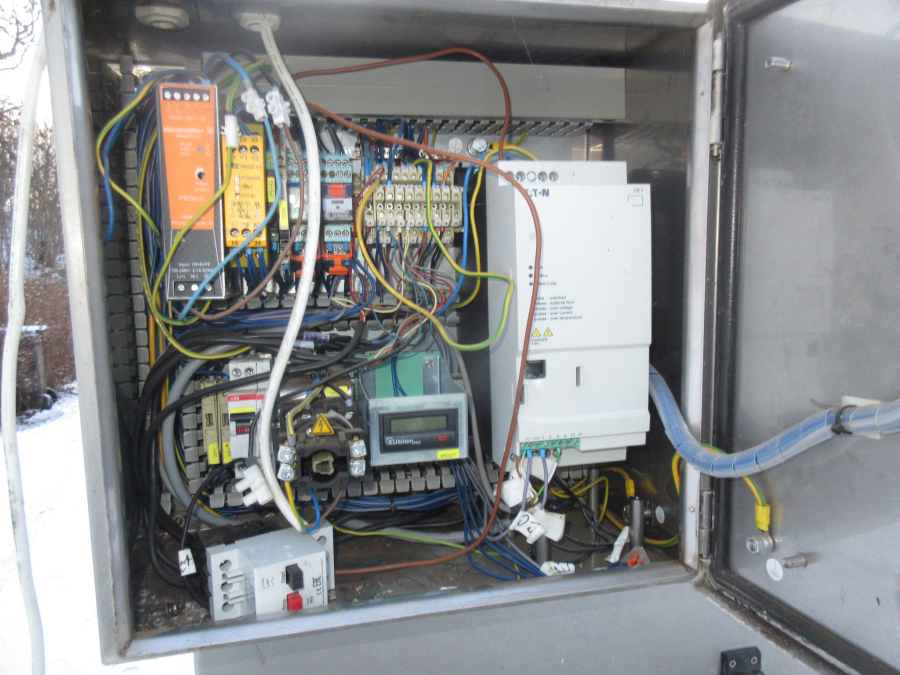 5904 Sormac DMA-60 potato halving machine