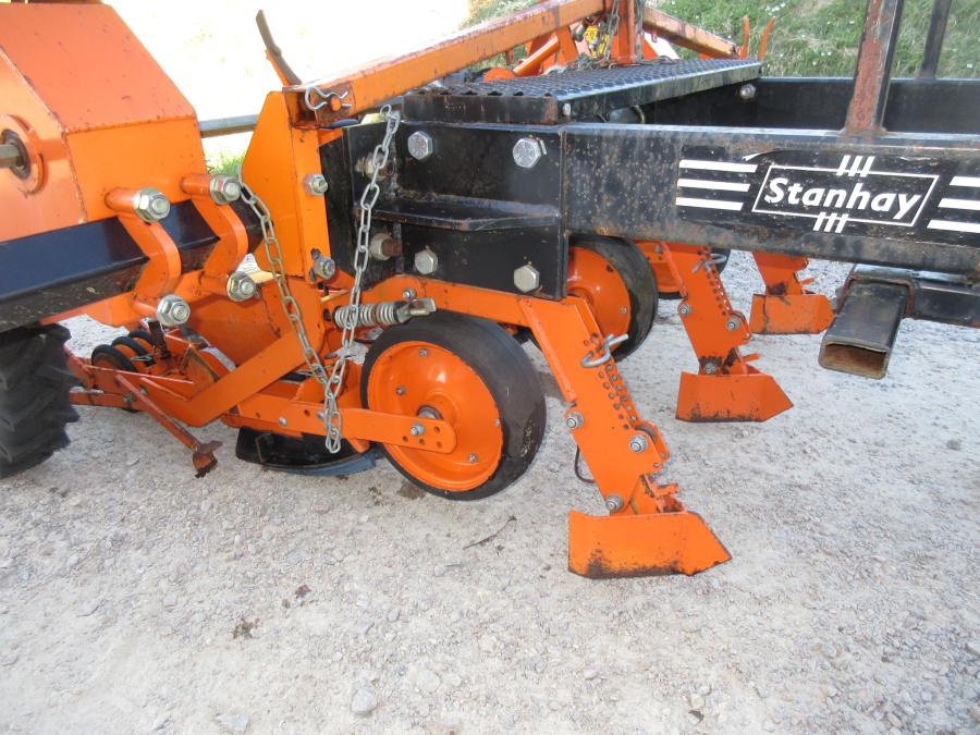 5924 Stanhay 985 seeder precision drill