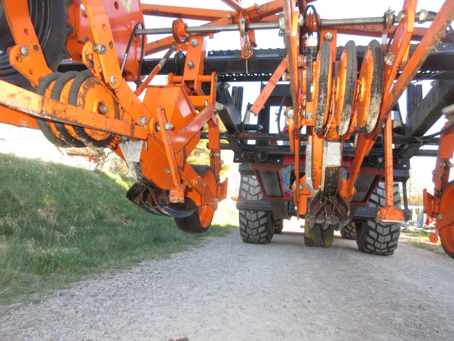 5924 Stanhay 985 seeder precision drill