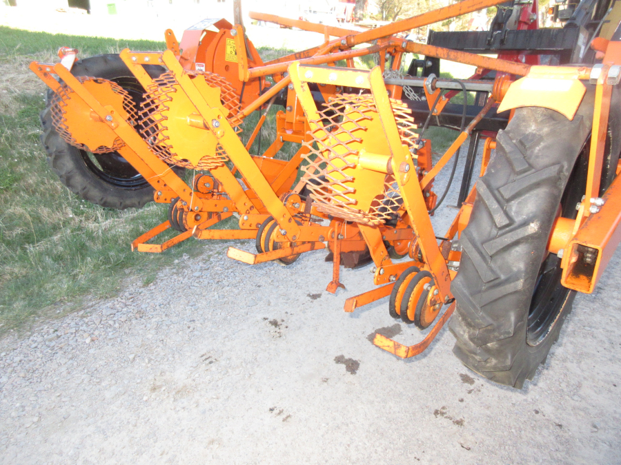 5924 Stanhay 985 seeder precision drill