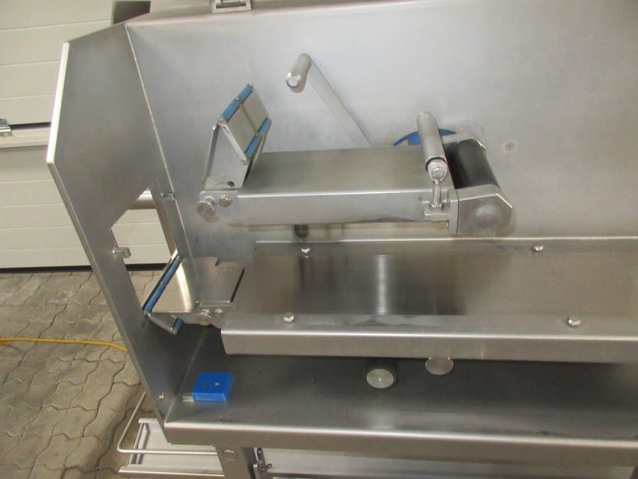 5946 Sormac BSM-150 belt slicer