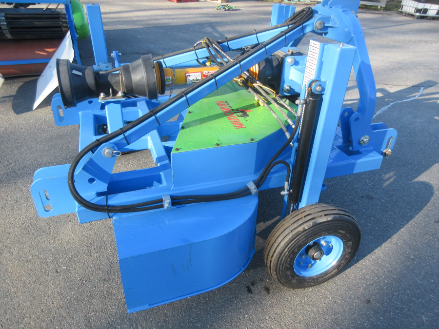 5960 Krukowiak onion windrower and topper