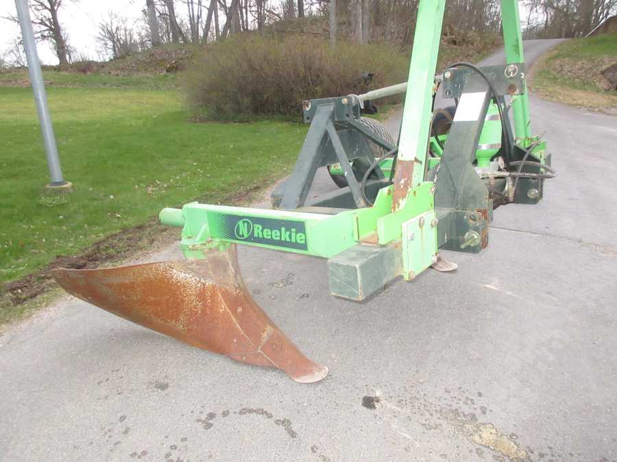 5961 Reekie bed plough