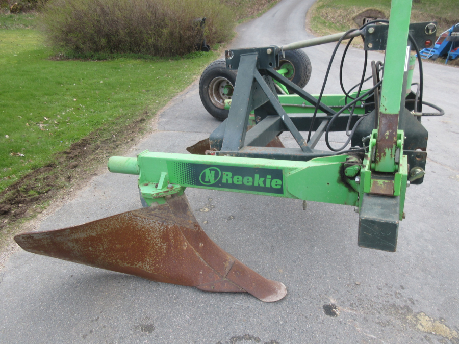 5961 Reekie bed plough