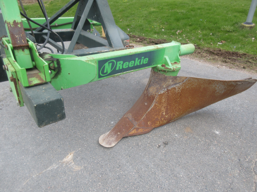 5961 Reekie bed plough