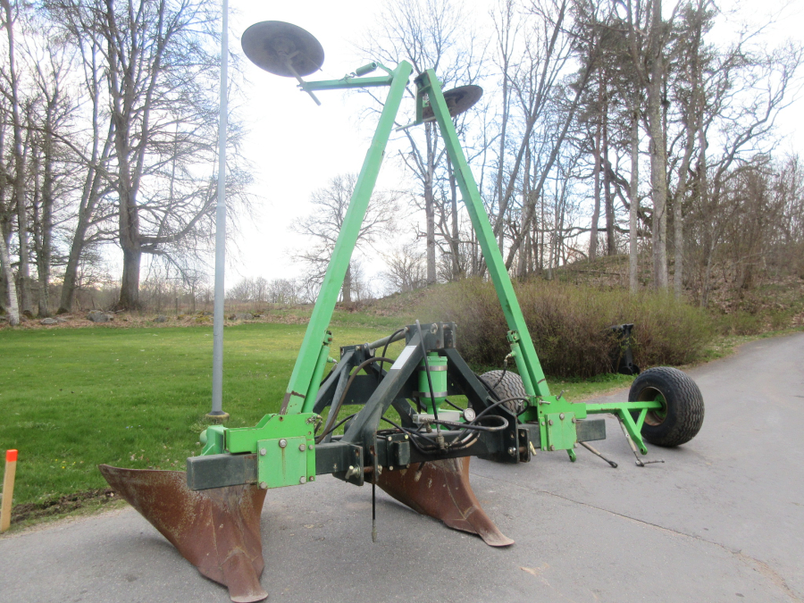 5961 Reekie bed plough
