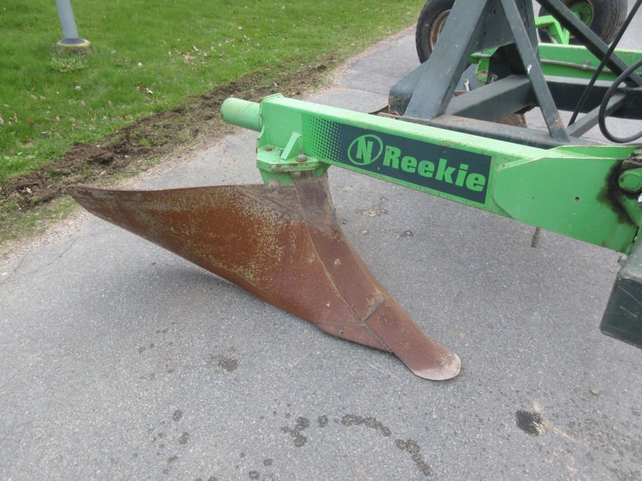 5961 Reekie bed plough