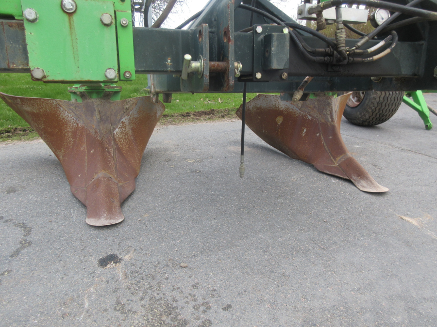 5961 Reekie bed plough