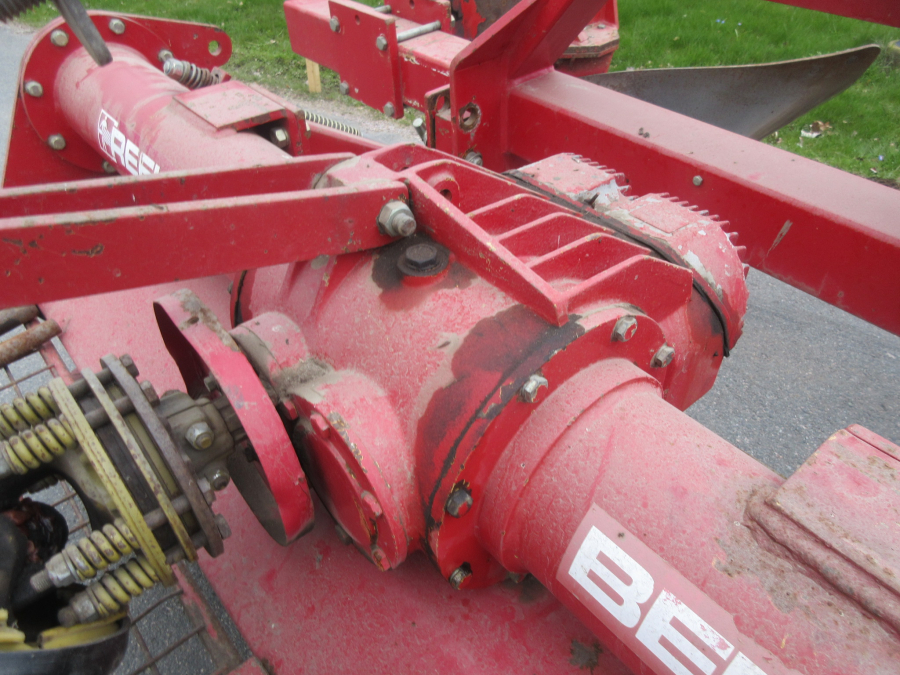 5962 Reekie bed plough with cultivator