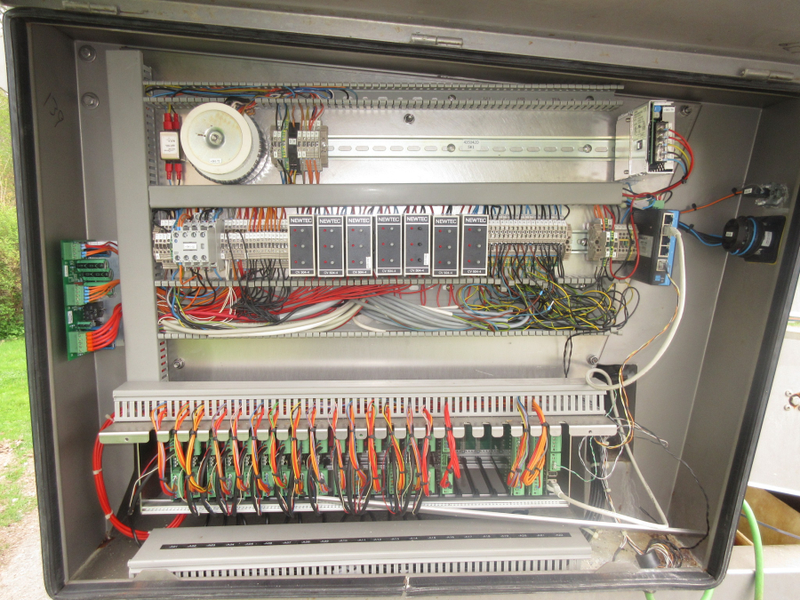 5967 Newtec 4015B2G weigher for potato / Carrots