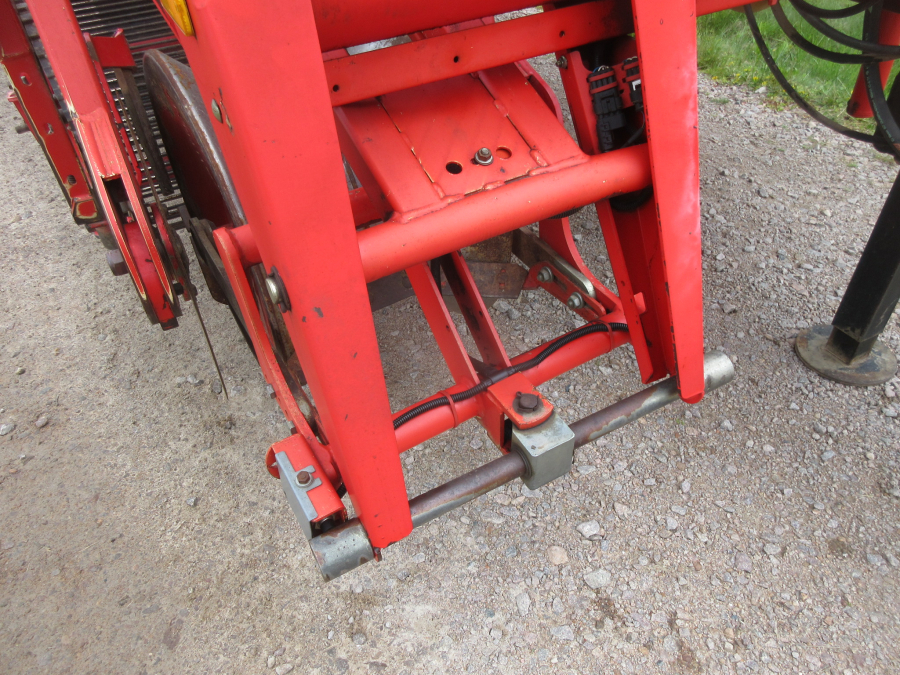 5997 Grimme SE 75-30 potato harvester
