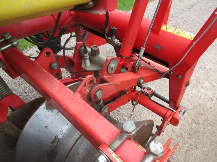 5997 Grimme SE 75-30 potato harvester