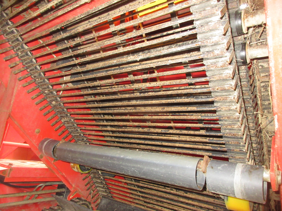 5997 Grimme SE 75-30 potato harvester