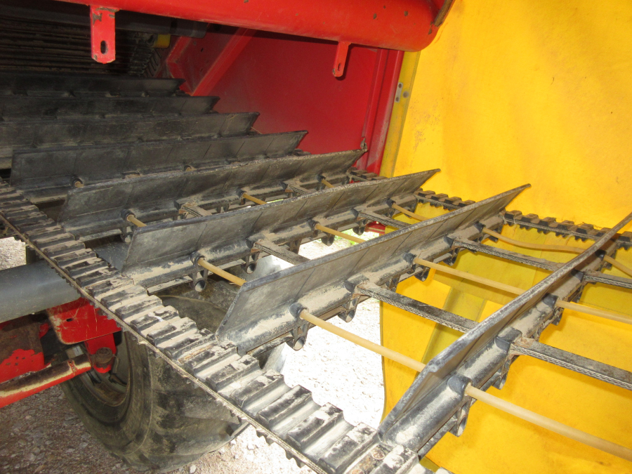 5997 Grimme SE 75-30 potato harvester