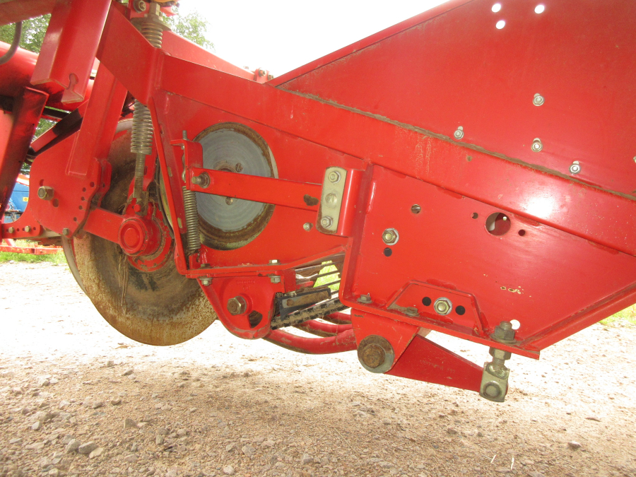 5997 Grimme SE 75-30 potato harvester