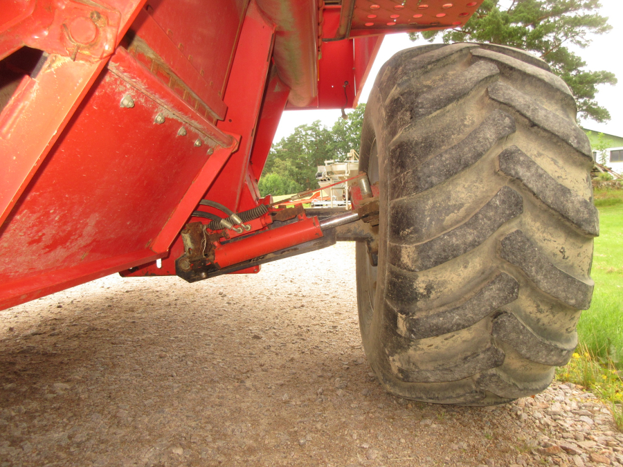 5997 Grimme SE 75-30 potato harvester