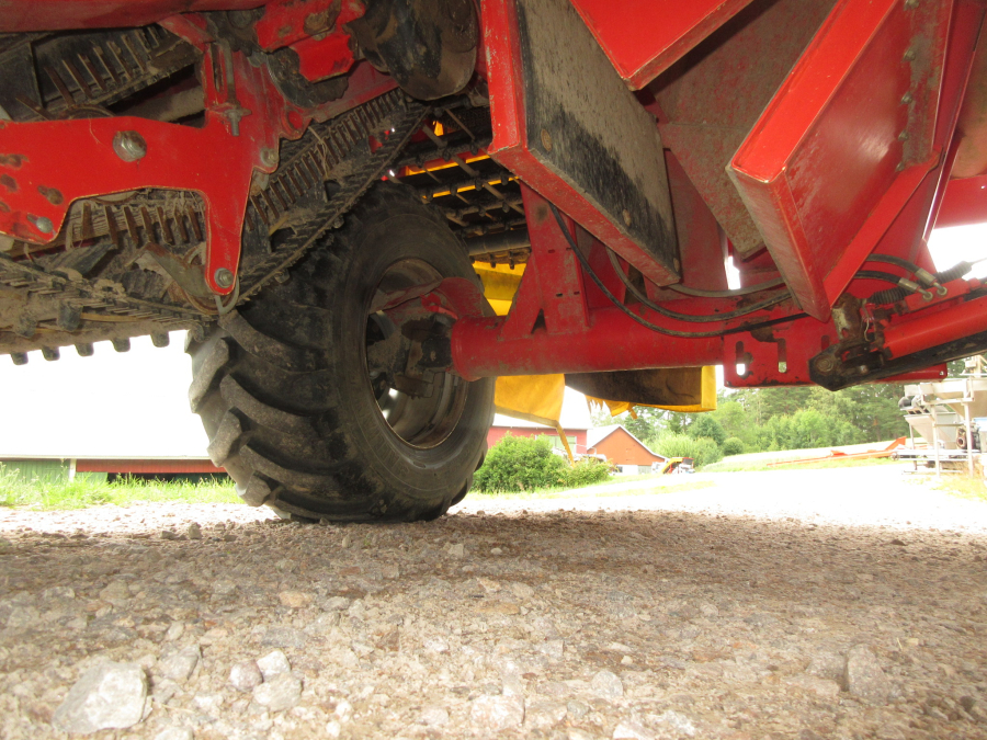 5997 Grimme SE 75-30 potato harvester
