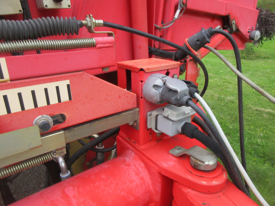 5997 Grimme SE 75-30 potato harvester