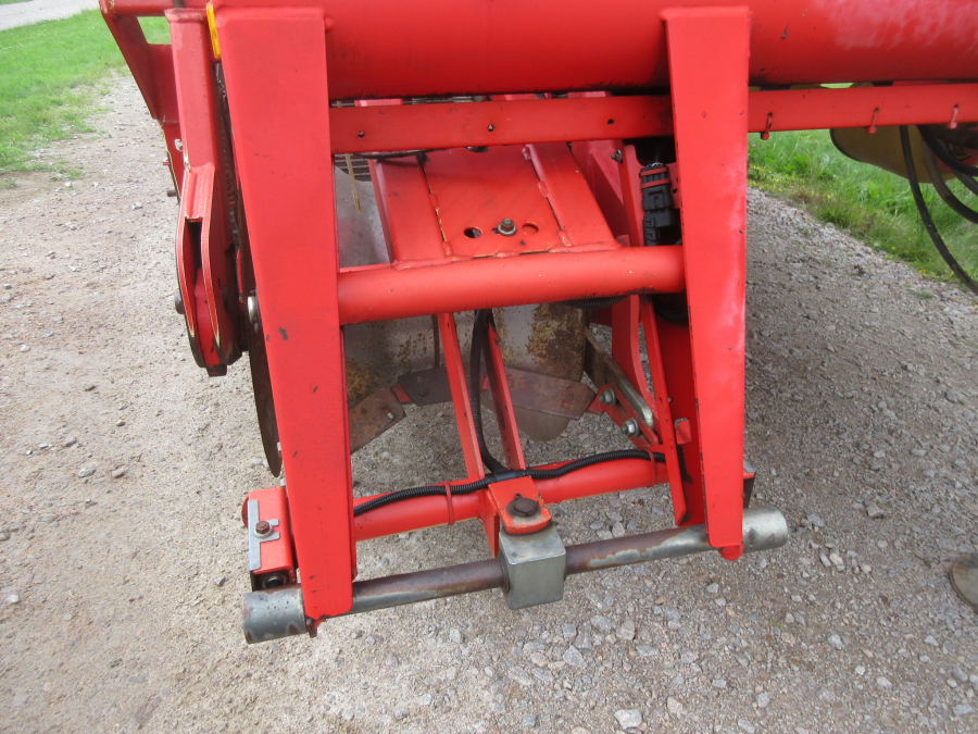 5997 Grimme SE 75-30 potato harvester