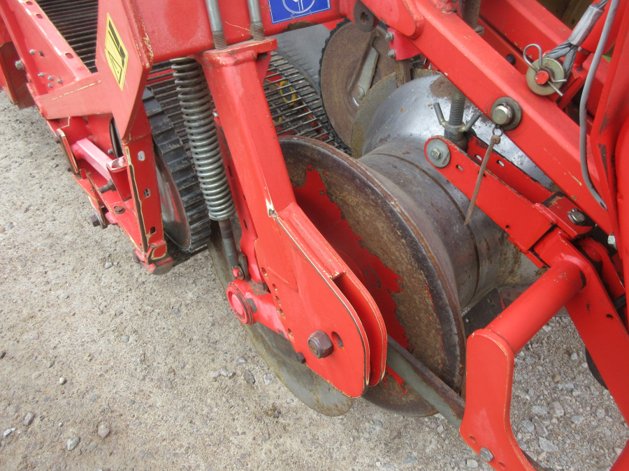 5997 Grimme SE 75-30 potato harvester
