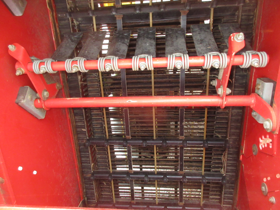 5997 Grimme SE 75-30 potato harvester