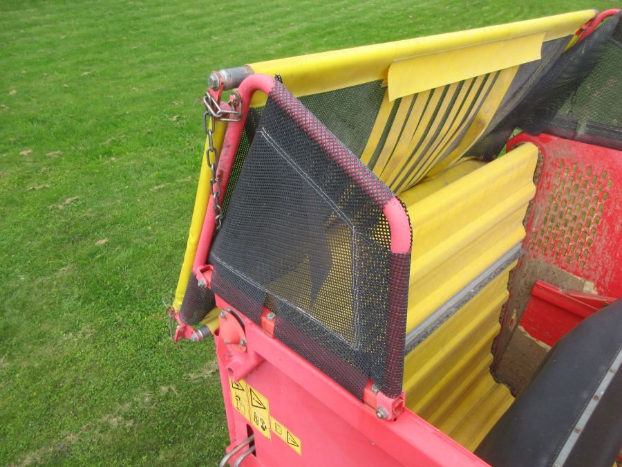 5997 Grimme SE 75-30 potato harvester