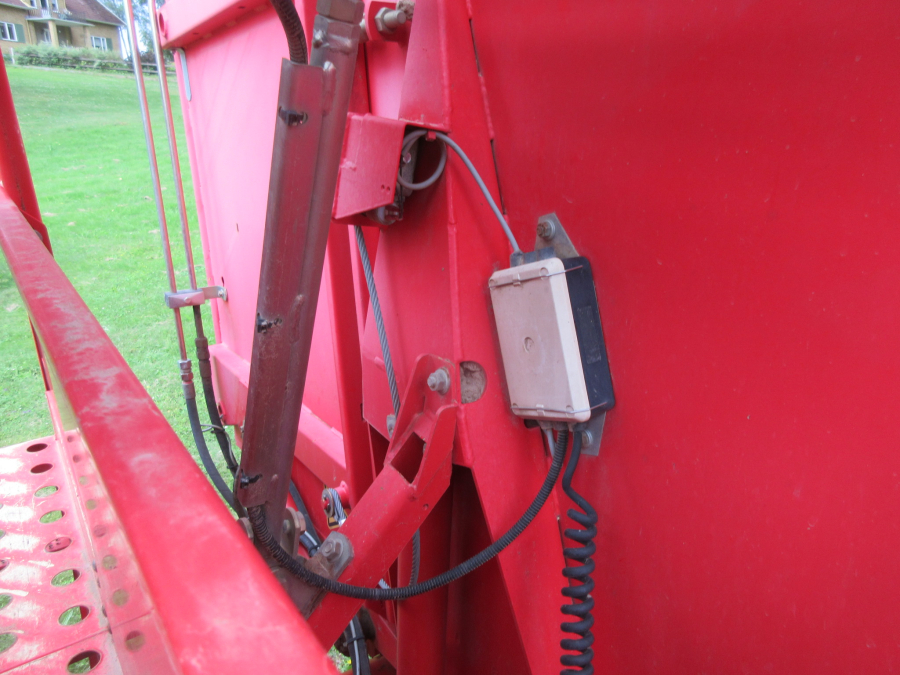 5997 Grimme SE 75-30 potato harvester