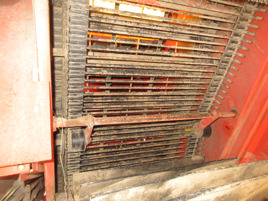 5998 Grimme SE75-40 potato harvester