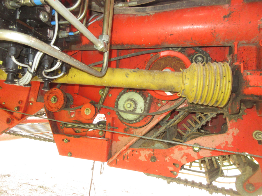 5998 Grimme SE75-40 potato harvester
