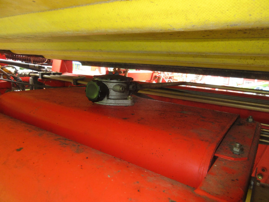 5998 Grimme SE75-40 potato harvester