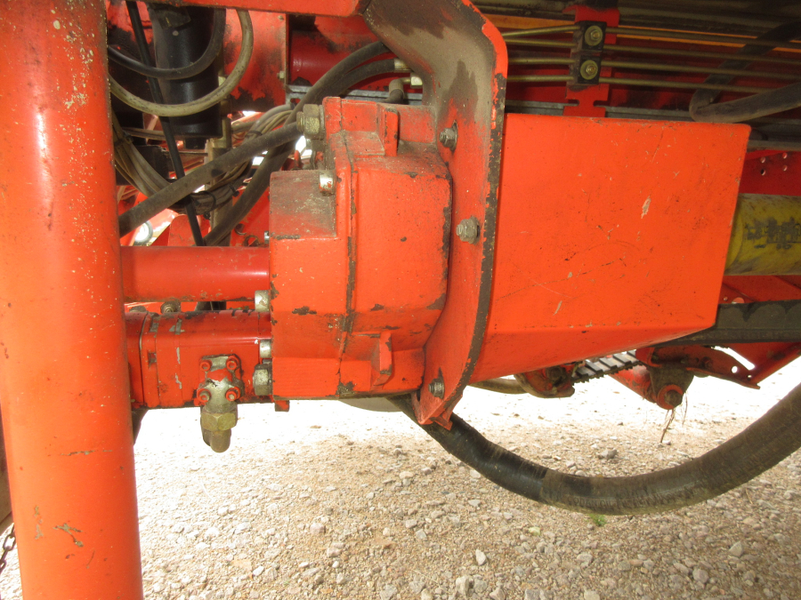 5998 Grimme SE75-40 potato harvester