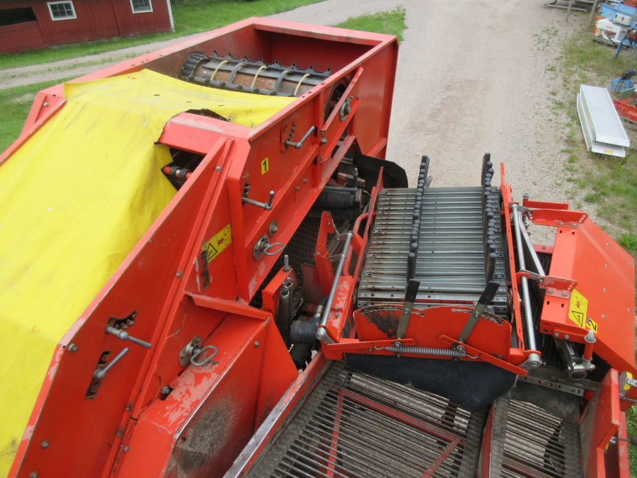 5998 Grimme SE75-40 potato harvester
