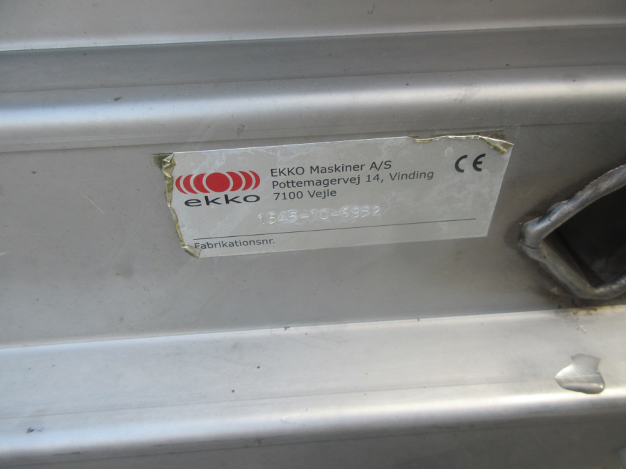6006 Ekko elevator 4900x350 rostfri