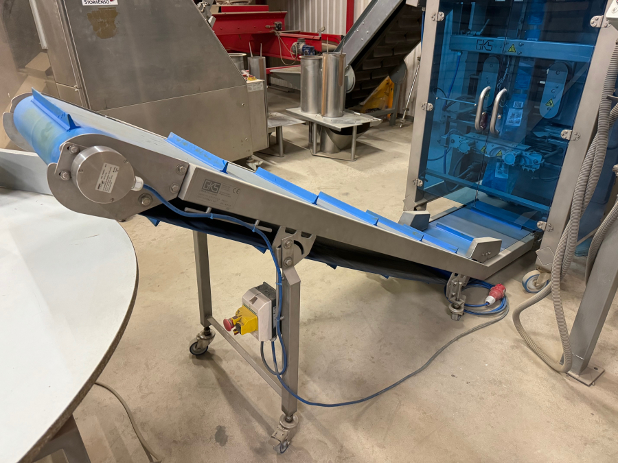 6013 Upmatic mit GKS Verpackungsmaschine für VFFS Plastik Tüten