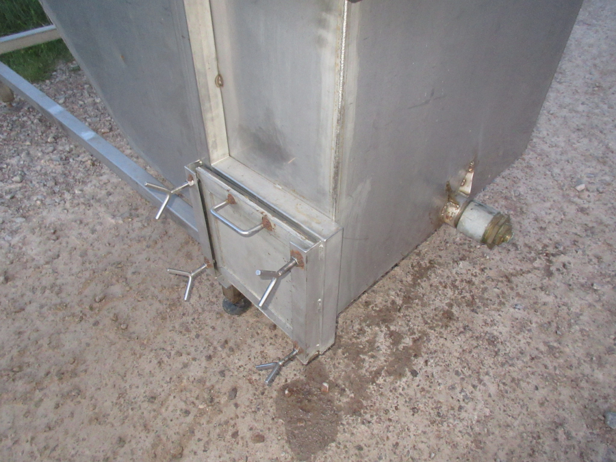 6019 EMVE stainless steel feeding bunker