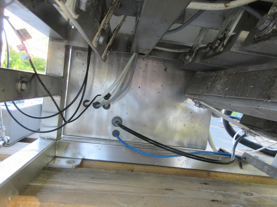6045 Newtec 1100 R weigher for processed products
