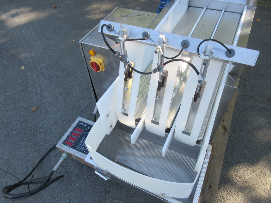 6045 Newtec 1100 R weigher for processed products