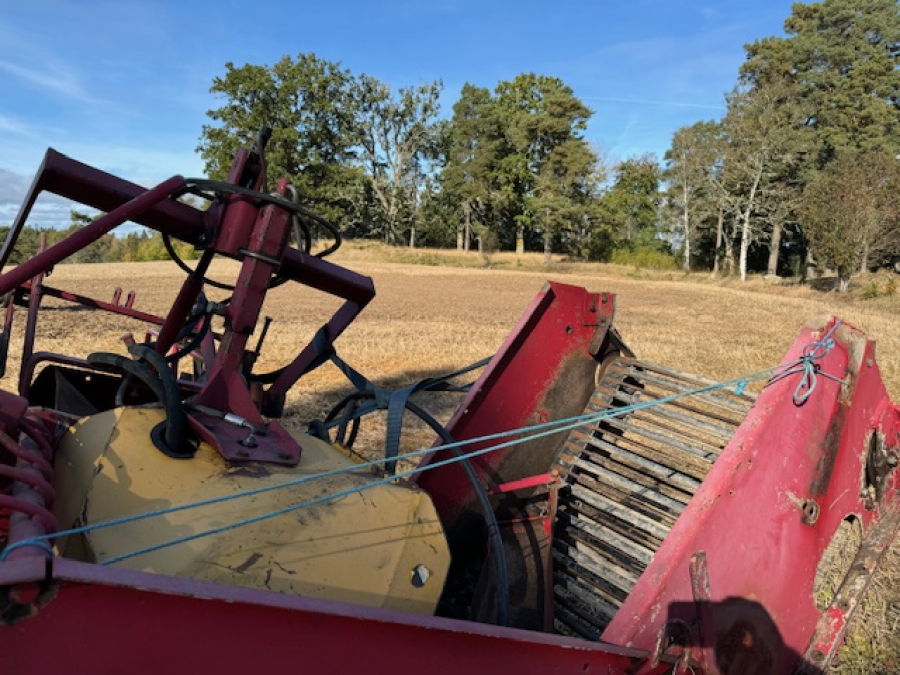 6047 Juko midi potato harvester