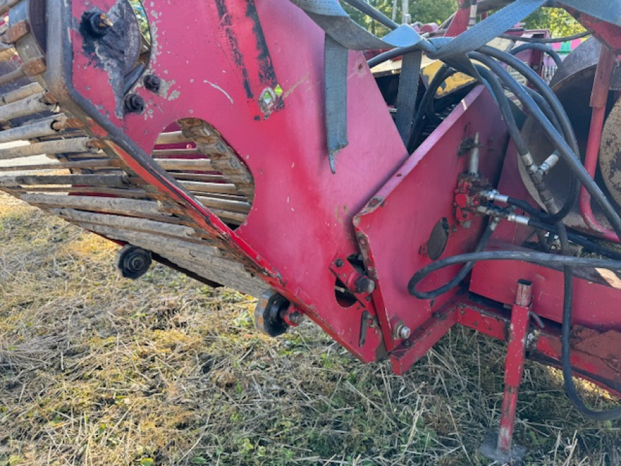6047 Juko midi potato harvester
