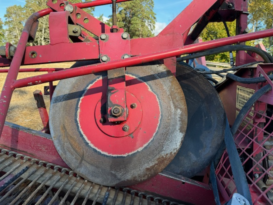 6047 Juko midi potato harvester