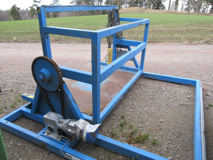 6060 EMVE box turner electric with Trevira sack