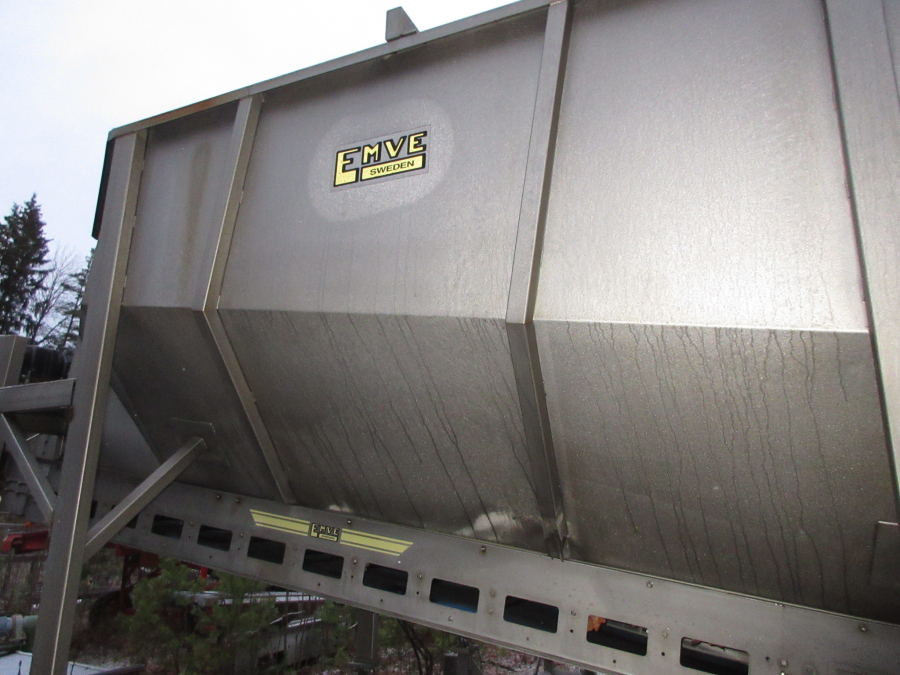 6067 EMVE feeding bunker stainless steel