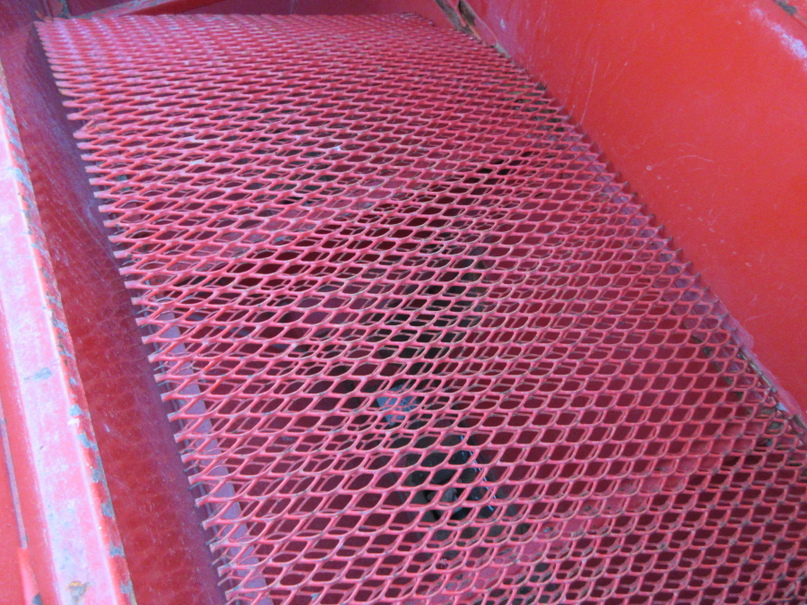 6081 Kverneland Underhaug 3000 potato planter