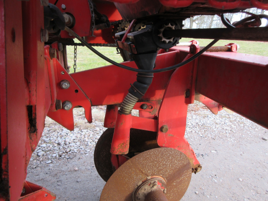 6081 Kverneland Underhaug 3000 potato planter