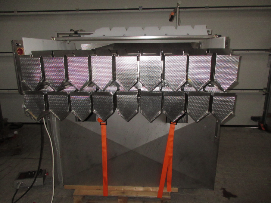6094 Newtec PCB weigher 9 head with older JASA