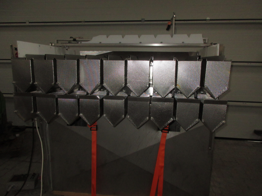 6094 Newtec PCB weigher 9 head with older JASA