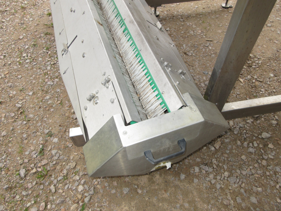 6097 Visar singulator unit for carrots