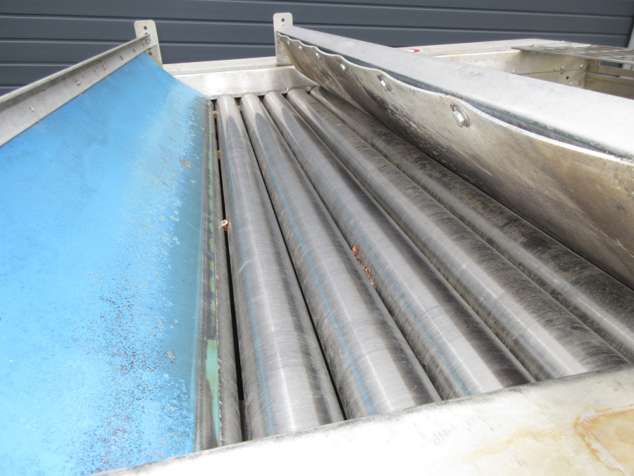 6097 Visar singulator unit for carrots