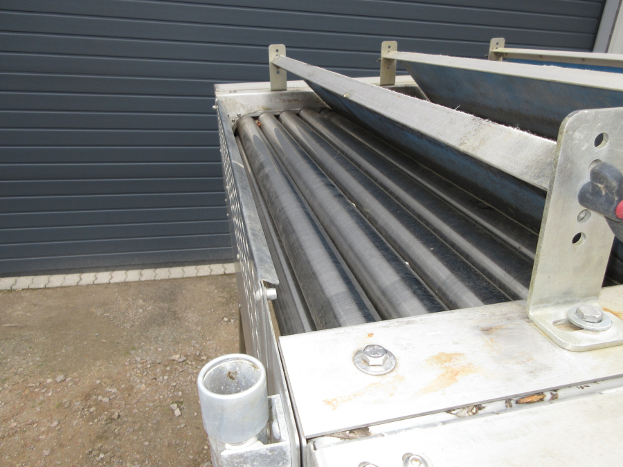 6097 Visar singulator unit for carrots