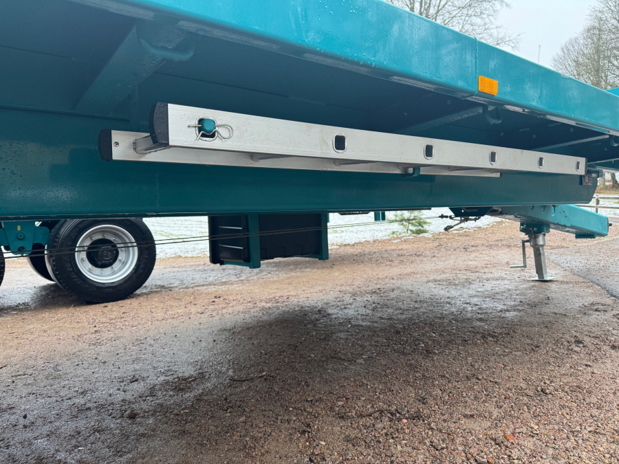 6102 Rolland flatbed trailer 12 m. Box trailer 